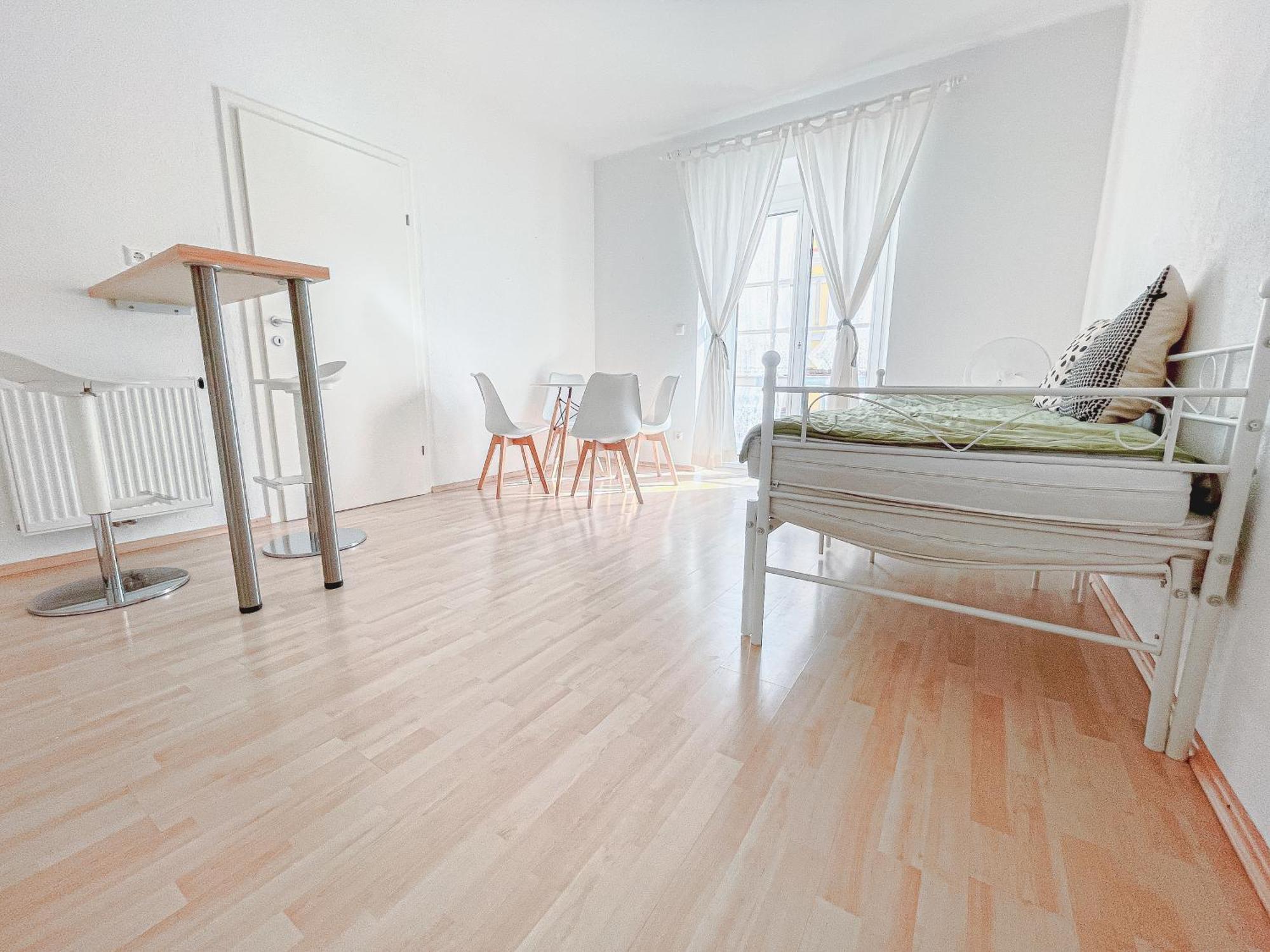 Contactless Self-Check-In - Studio, 5 Minutes To Center Apartment Graz Exterior photo